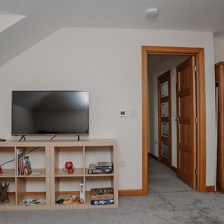 تروبريدج Lovely New 1 Bedroom Loft Apartment With On Drive Parking المظهر الخارجي الصورة
